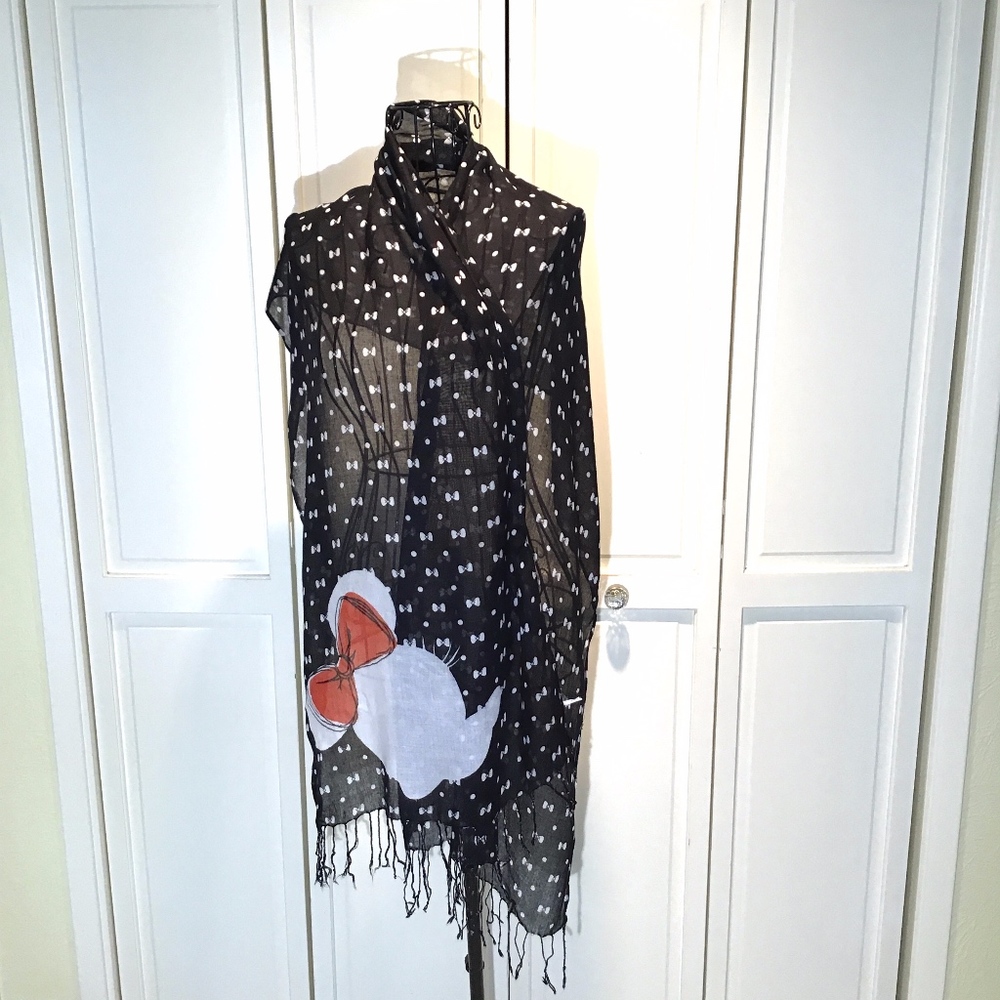 Minnie Mouse Black & White Scarf